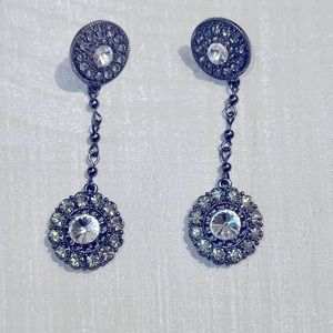 Grey disc earrings with chain